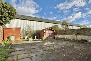 Rear- click for photo gallery